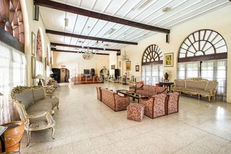 Dijual Cepat Villa di Cipanas, Cianjur, Jawa Barat