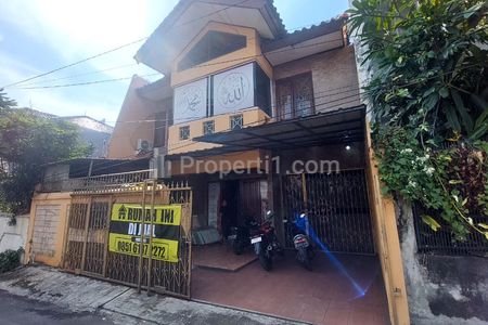 Rumah / Kantor Dijual Cepat (Surat-surat Lengkap) di Palmerah, Jakarta Barat 