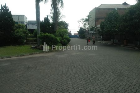 Dijual Gudang Strategis di Jl. Narogong Gunung Putri Bogor