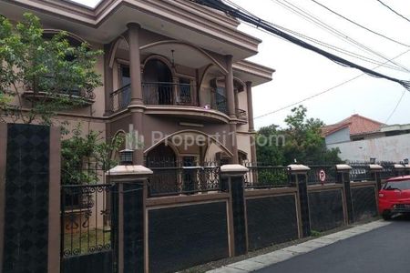 Dijual Rumah Mewah di Kayu Manis, Utan Kayu Selatan, Matraman, Jakarta Timur