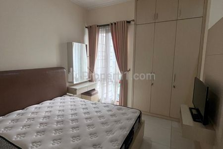 Jual Rumah di Cipete, Jakarta Selatan - 4 Kamar Tidur Semi Furnished