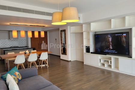 Disewakan Apartemen Verde One 2+1 BR Full Furnished