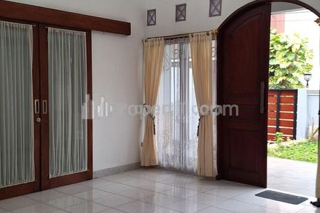 Disewakan Rumah Siap Huni Area Cipete 4+2 BR - Jakarta Selatan