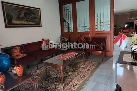 Dijual Rumah Mewah & Strategis di Cikatomas – Kebayoran Baru, Jakarta Selatan