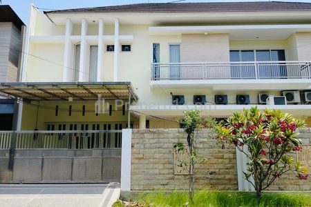 Rumah Disewakan Galaxy Bumi Permai Surabaya Semi Furnish