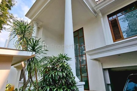 Disewakan Rumah di Senopati/Selong/ Kebayoran Baru Jakarta Selatan STD633