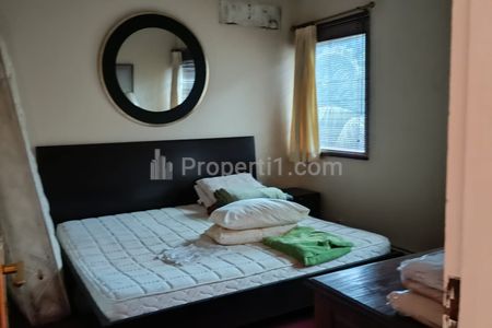 Dijual Rumah di Jln Dukuh Patra 2 Jakarta Selatan