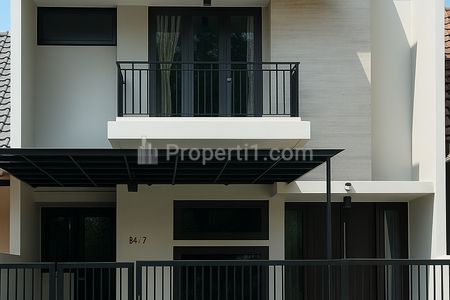 Dijual Murah Rumah Siap Huni di Raya Eastwood Citraland Surabaya
