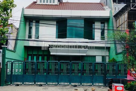Ruang Usaha Dijual Jalan Raya Demak Surabaya Pusat