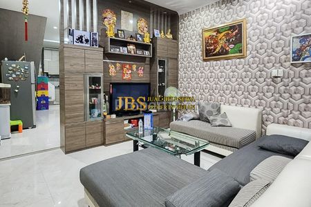 Dijual Rumah 3 Tingkat Siap Huni di Komplek Tenun Indah Jalan Pabrik Tenun - Medan