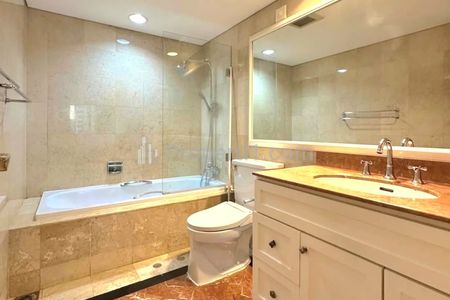 Dijual Apartemen Setiabudi di Kuningan, Jakarta Selatan - 3BR Semi Furnished