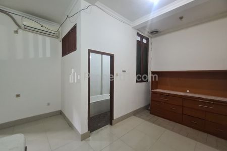 Dijual Rumah Bagus Siap Huni di Mampang, Jakarta Selatan