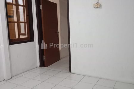 Disewakan Rumah Bagus Strategis di Sarijadi Bandung