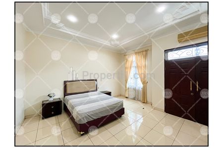 Dijual Rumah Fully Furnished 3,5 Tingkat di Komplek Merbau Mas Jalan Merbau, Medan