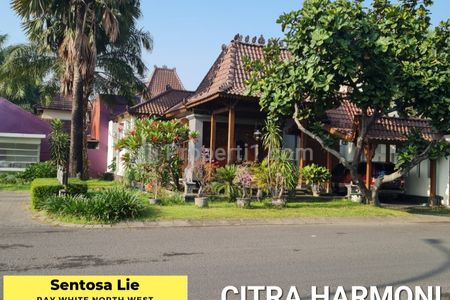 Jual Rumah Citra Harmoni Sidoarjo - Bergaya Tradisional Joglo - Taman Asri - SHM - Lokasi Bagus - Parkiran Luas Masuk 3 Mobil