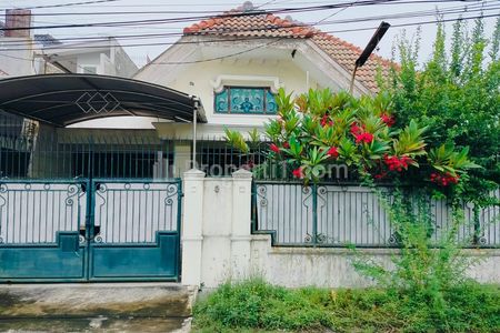 Rumah Dijual di Manyar Klampis Ngasem Sukolilo Surabaya Timur Siap Huni