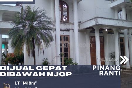 Dijual Rumah Modern Minimalis dengan Halaman Luas Harga di Bawah NJOP di Pinang Ranti Jakarta Timur