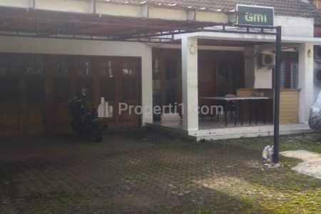 Jjual Rumah 1,5 Lantai di Jalan Haji Batong, Cilandak, Jakarta Selatan