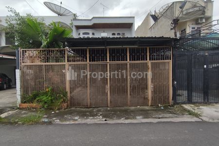Jual Rumah Luas dan Strategis di Kawasan Brigjend Katamso, Medan