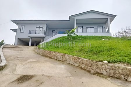 Jual Rumah Baru di Atas Bukit View Pegunungan di Ngamprah Bandung Barat Dekat Stasiun Kereta Cepat Padalarang