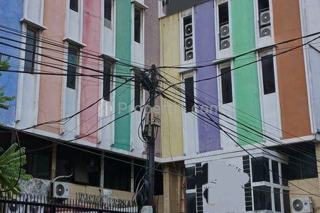Dijual Via Lelang Ex Hotel, Butuh Renov di Taman Sari Jakarta Barat