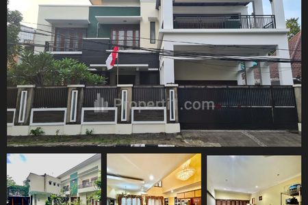 Jual Rumah Mewah Strategis di Jl. Mendut Jakarta Pusat