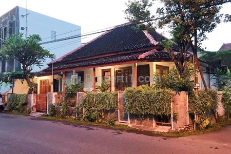 Jual Rumah Guest House di Lokasi Strategis Karena Berada di Tengah-tengah Kota Yogyakarta, 1 km dari Malioboro, Titik Nol Kilometer, Kraton Yogya