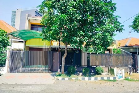 Rumah Dijual di Dharmahusada Selatan Gubeng Surabaya Timur