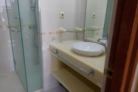 For Rent Apartment Pavilion Sudirman 2 Bedrooms, Pets Friendly, Open Kitchen, Furnish, Ready To Move In
