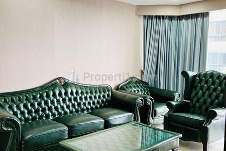 Dijual Apartemen 3+1 Bedroom Furnished di Apartemen Poins Square