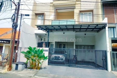 Rumah Dijual di Perumahan YKP Pandugo Sari 2 Rungkut Surabaya Timur