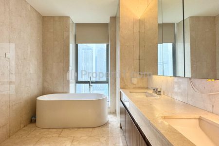 Disewakan Apartemen Rare Unit di Senopati Suites Tipe 4BR Full Furnished – Location in South Jakarta Good Unit