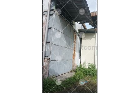 Dijual Gudang Kondisi Siap Pakai Komplek Gudang Intan Jalan Letda Sujono