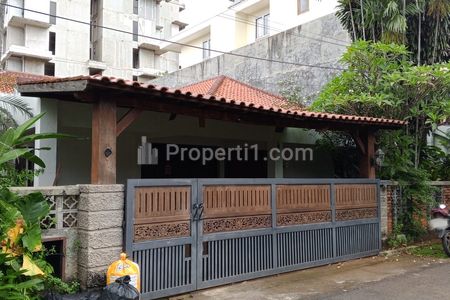 Disewakan Rumah Tinggal Asri Siap Huni Area Ampera-Kemang, Cilandak Timur, Pasar Minggu, Jakarta Selatan