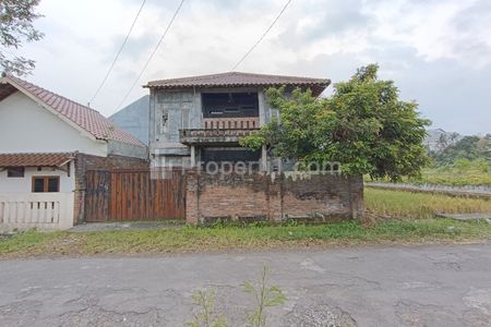 Dijual Tanah Murah Strategis Bonus Rumah 2 Lantai Timur Sleman City Hall Jl. Gito - Gati Yogyakarta
