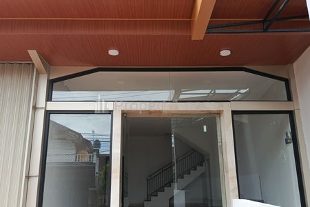 Dijual Ruko Strategis di Cikutra Barat Cibeunying Kaler Bandung, Cocok untuk Segala Usaha