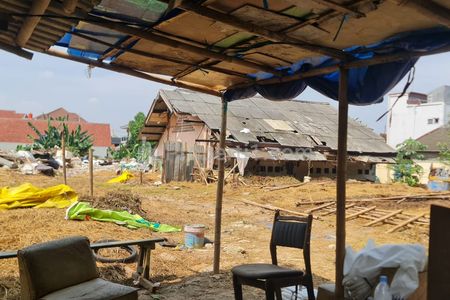 Dijual Tanah Komersil di M. Kahfi, Ciganjur, Jagakarsa, Jakarta Selatan