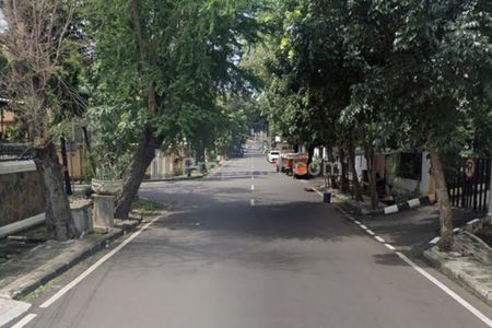 Dijual Rugi Rumah Tua Hitung Tanah di Petojo Jalan Kesehatan