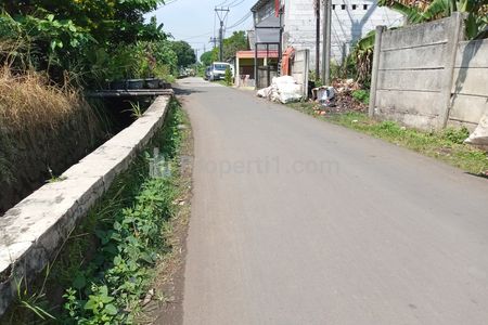Akses jalan masuk ke kavling