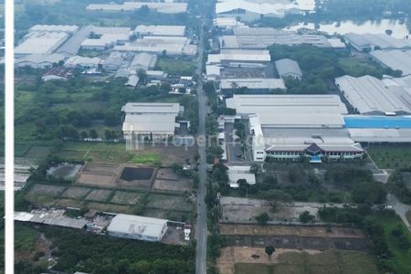 Jual MURAH Hitung Tanah 4 Hektar Pabrik Kepatihan Industri Menganti Gresik Jawa Timur - SHM - Lengkap Ijin Usaha - Zona Industri - Akses Truk Besar