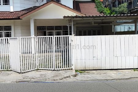 Dijual Rumah Strategis Pinggir Jalan Utama di Cilandak Barat 10 Menit dari Citos, Jakarta Selatan