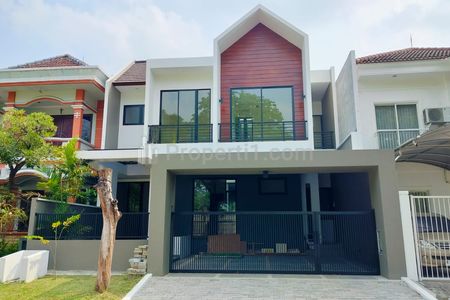 Rumah Dijual di Graha Family Surabaya Barat Baru Gress