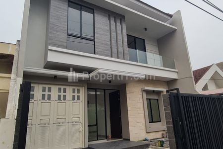 Dijual Rumah Baru di Manyar Kertoadi Surabaya Timur