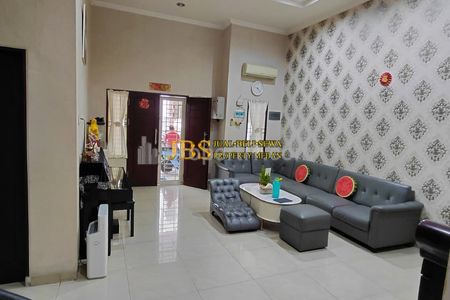 Rumah Kondisi Siap Huni Dijual di Komplek Cemara Asri Jalan Orchid - Medan