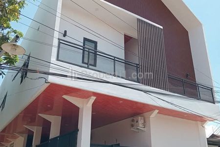 Dijual Rumah Kost Super Strategis di Wiyung, Surabaya