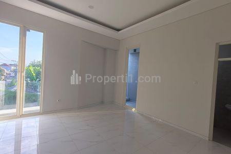 Dijual Rumah Manyar Tirtoyoso Utara Surabaya Timur – Baru Modern Dekat MERR & Galaxy Mall