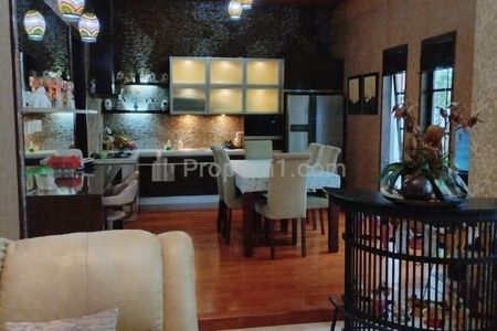 Dijual Rumah 2 Lantai LT 500 sqm - Area Pejaten, Jakarta Selatan