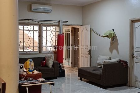 Dijual Rumah Strategis Siap Huni di Kav. DKI Meruya Jakarta Barat