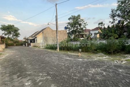 Dijual Tanah Kavling Strategis Dalam Perumahan Agnaf Maguwoharjo Yogyakarta Dekat Lotte Mart, UPN, Sanata Dharma