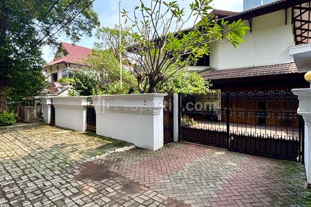 Dijual Rumah Lama Hitung Tanah di Kebayoran Baru, Jakarta Selatan